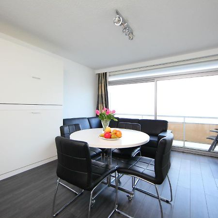 Studio Studio Met Garage By Interhome Bredene Exterior foto
